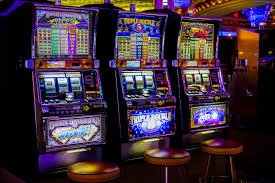 Mobile download interface for sports betting and casino gaming